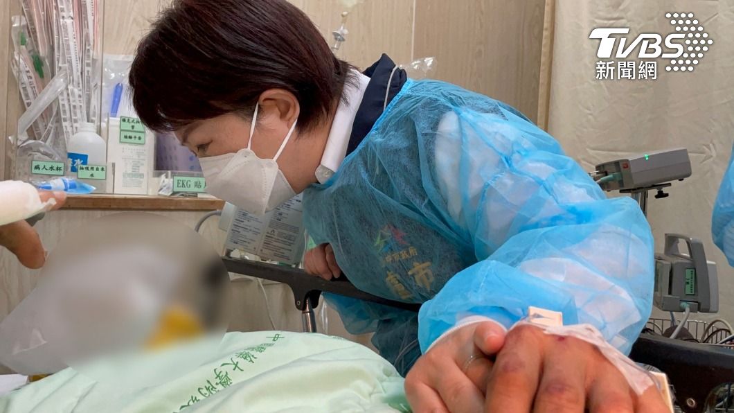 台中惡火慘釀6死6傷　盧秀燕趕赴醫院探視傷者