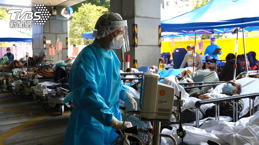 臨終病人床下放屍袋… 港醫生:包裹遺體成日常工作