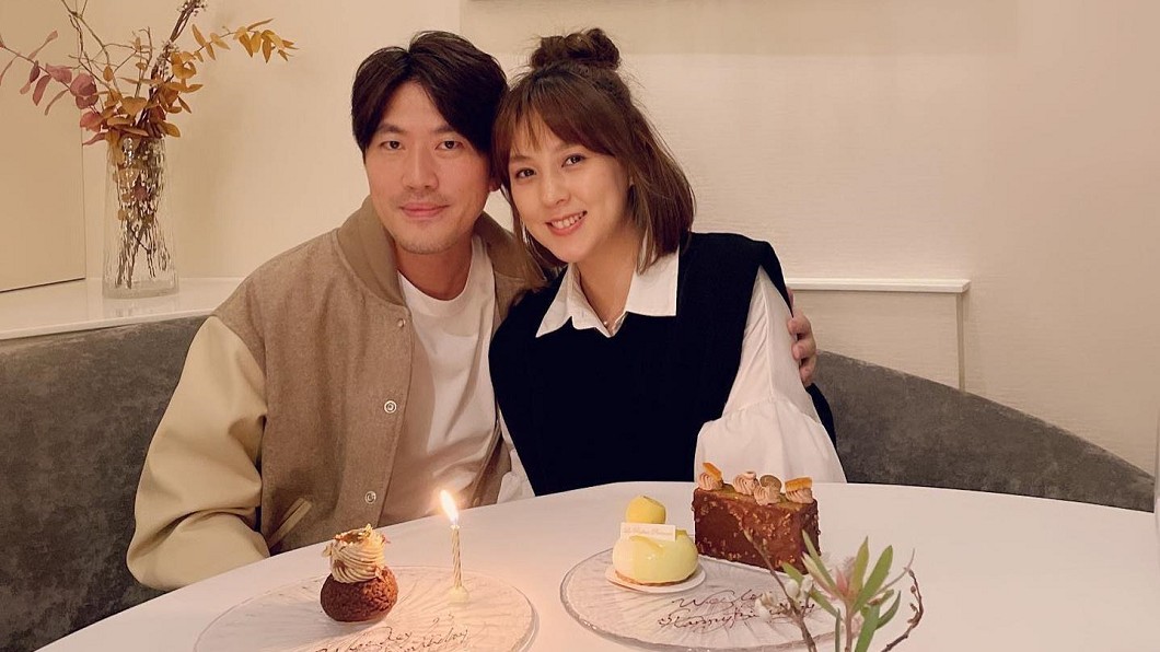 朱芯儀(右)與老公衛斯理(左)結婚邁入第11年。(圖/翻攝自朱芯儀臉書)