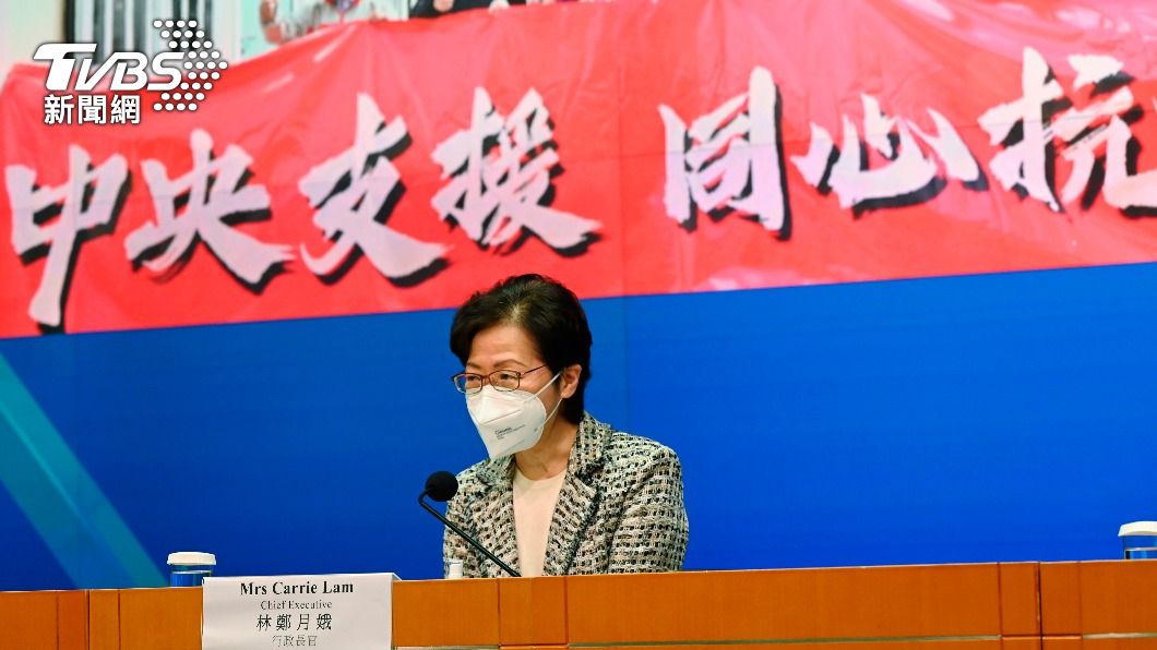 何時解除禁飛令? 香港特首:疫情受控及全民檢測