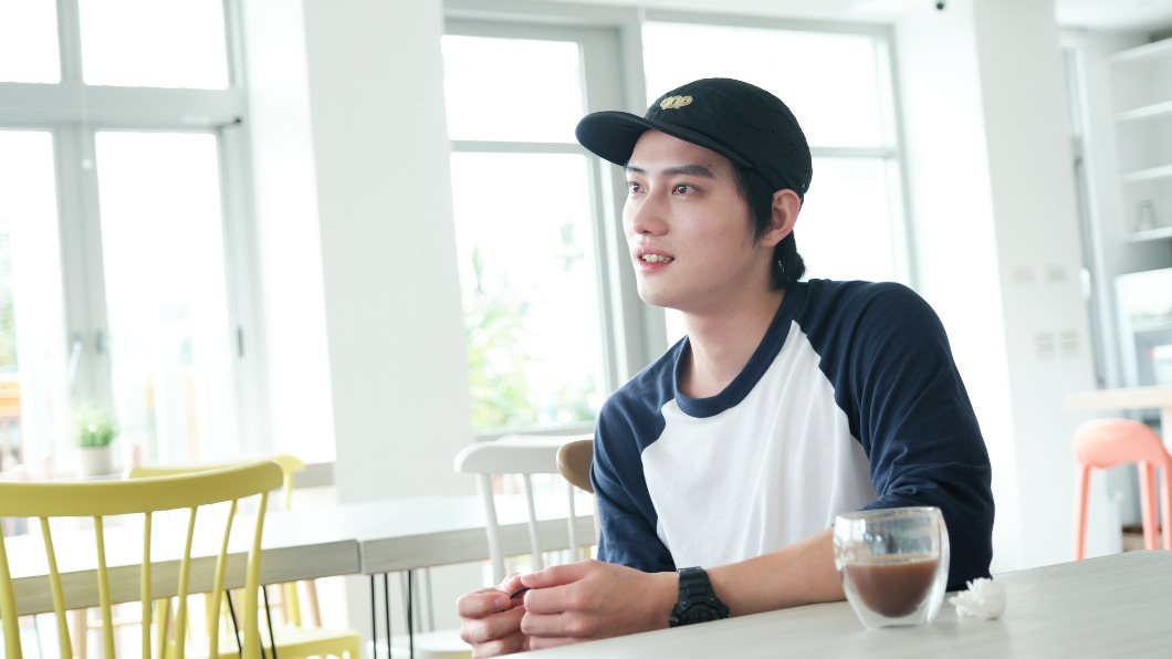 范少勳因為工作的關係,只能待4天3夜,離開前他不捨地流下男兒淚。(圖/公視提供)