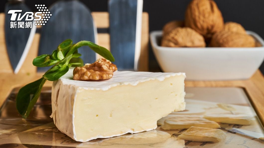 熟成乳酪恐導致頭痛。(示意圖/shutterstock達志影像)