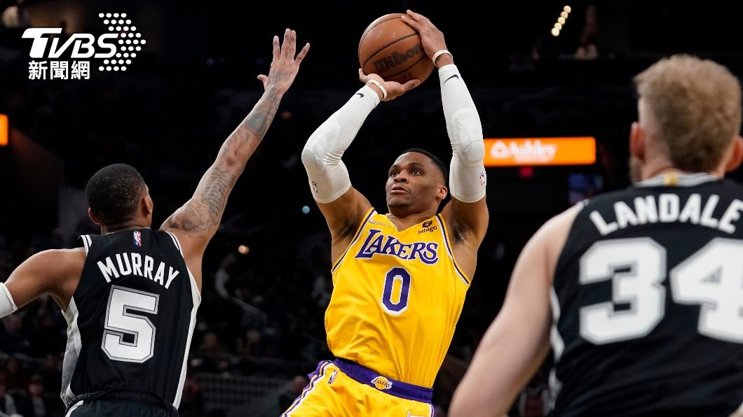 NBA衛少狂打鐵「改姓」!自曝曾收死亡威脅