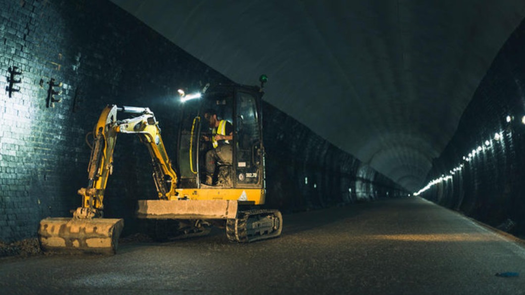 此舊隧道已經廢棄50多年。（圖／翻攝自Catesby Tunnel ）