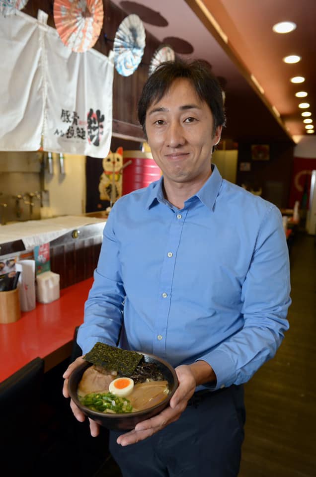 野崎孝男感謝台灣人在日本311地震時熱情給予的善心與援助。(圖/翻攝自Mr.拉麵臉書)