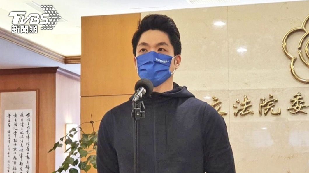 蔣萬安左批蘇揆沒肩膀 右批黃珊珊少噴政治口水