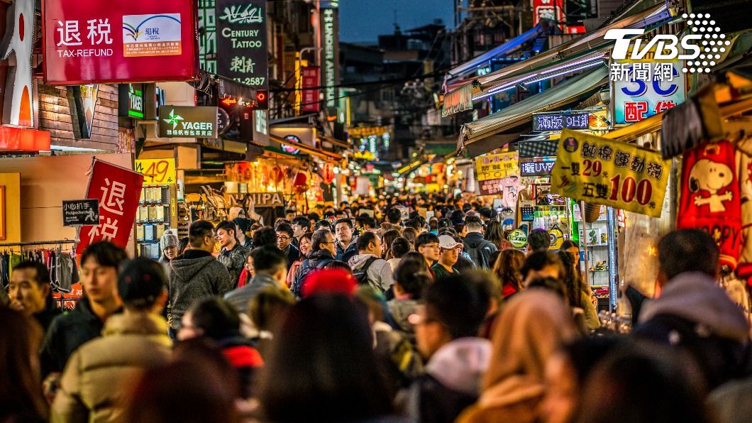 民眾逛夜市發現販賣「螺螄粉」的店家越來越多。(示意圖/shutterstock達志影像)