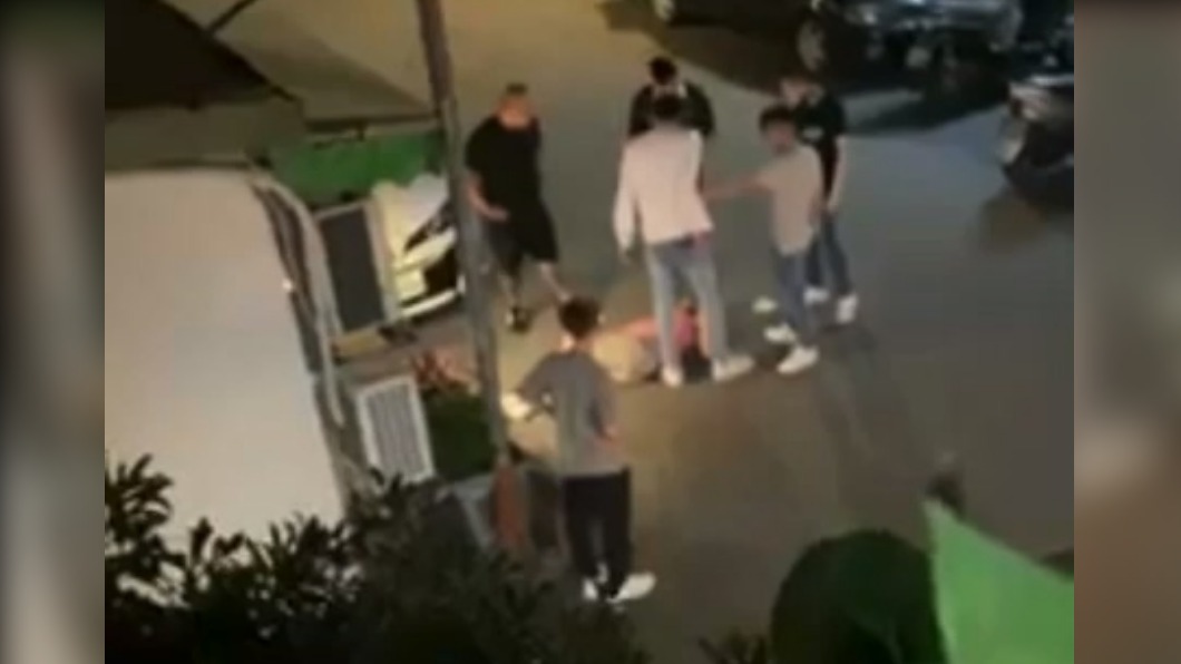 不滿一樓店家太吵!酒醉住戶、客人爆衝突互毆 怒告傷害
