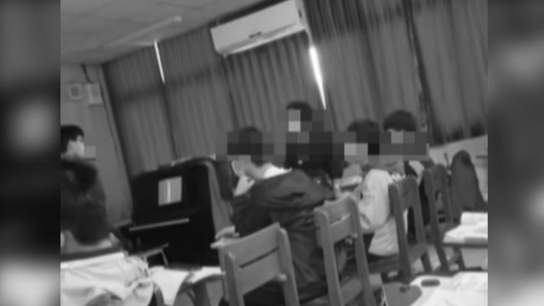 中一中音樂課學生老師互嗆。(圖/翻攝自YouTube)