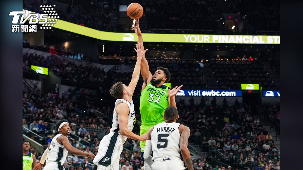 湯斯狂飆60分寫生涯新高紀錄 NBA灰狼擊敗馬刺
