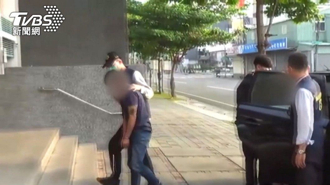 一刀穿心、殺人滅證　友勸投案他竟回「睡醒再說」