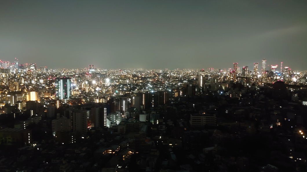 日本震後大停電！「東京俯瞰圖」11萬人看呆：兩個世界