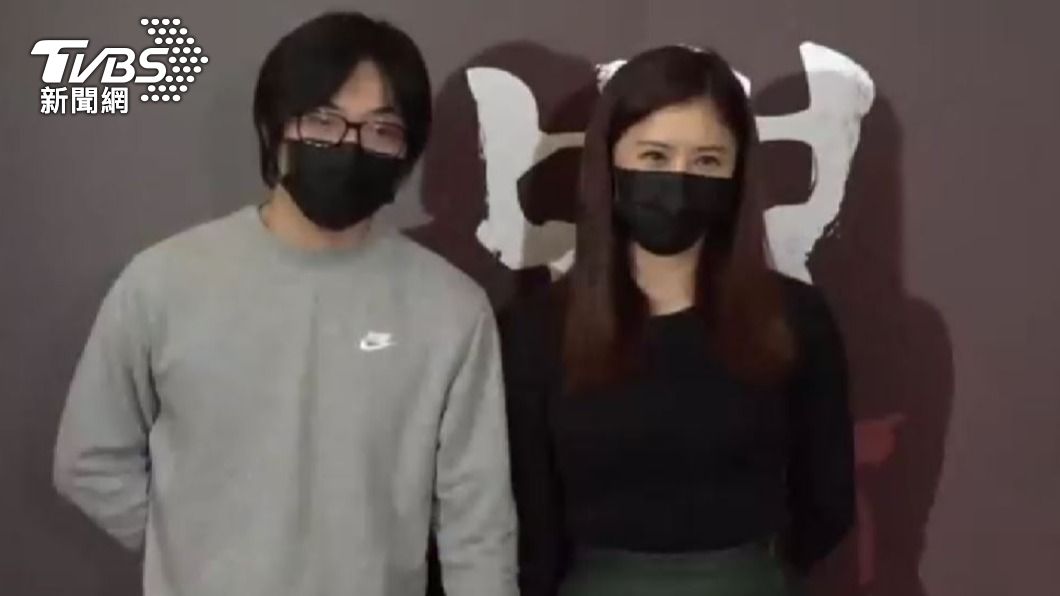 柯孟融先前在主播老婆宋燕旻的陪同下出面回應。(圖/TVBS資料畫面)