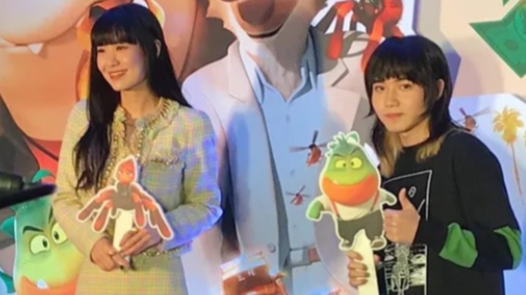 孫盛希（圖左）和持修出席首映。（圖／翻攝自持修IG）
