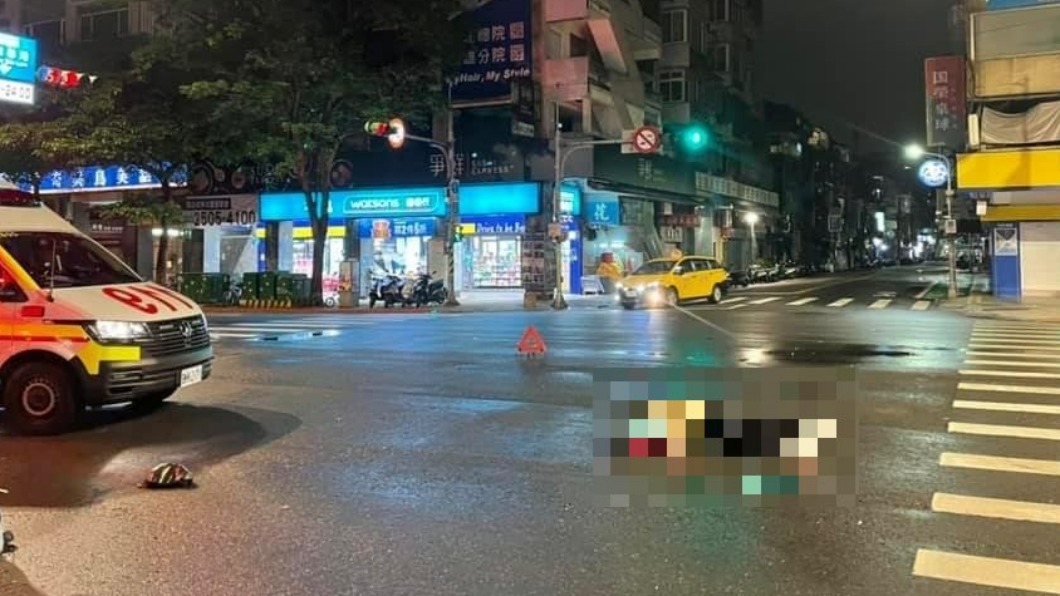 300萬賓士與機車猛撞!騎士傷重不治 酒店經紀竟逃逸