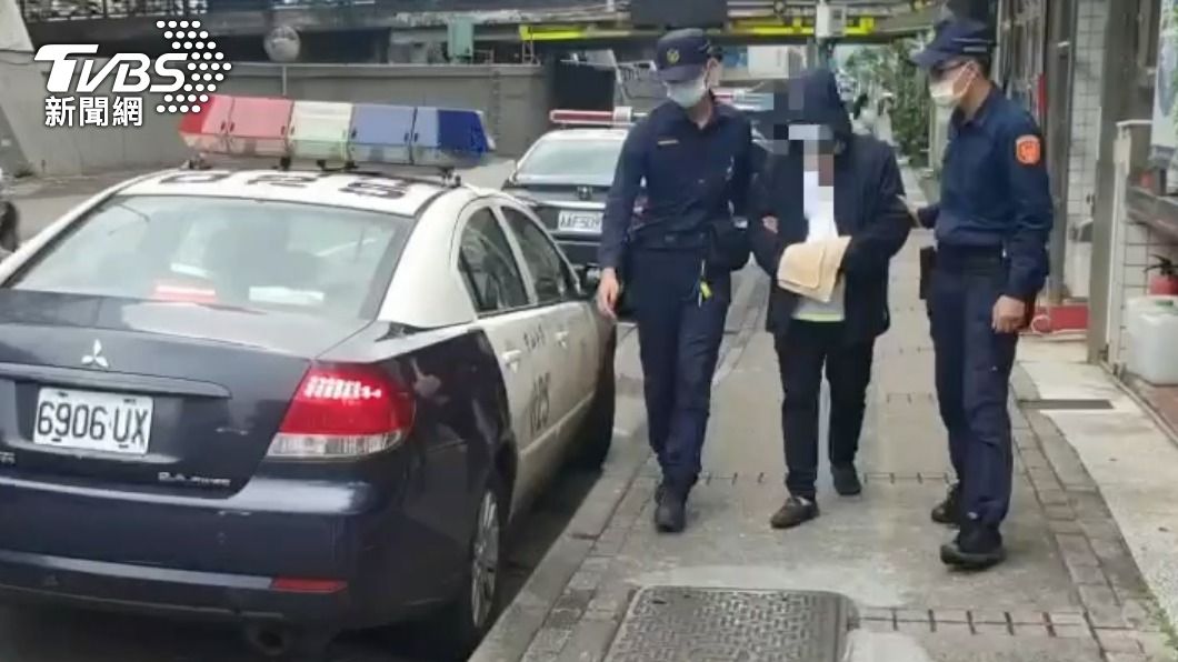 呂姓駕駛被警方移送。(圖/TVBS)
