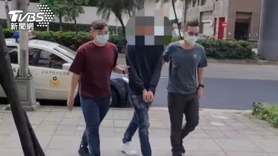 游姓男友依法移送。（圖／TVBS）