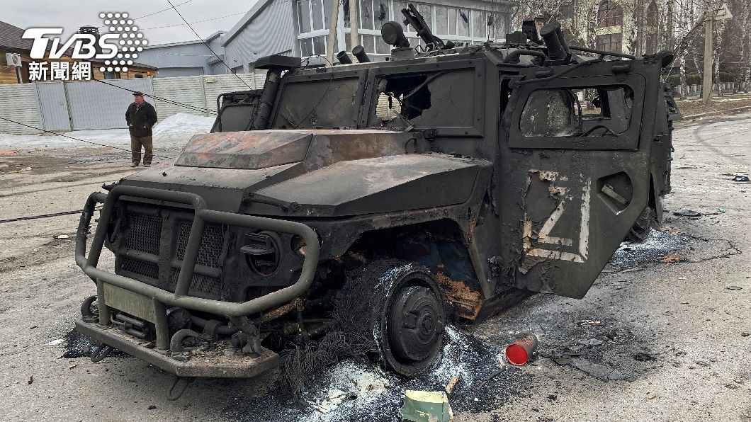 烏克蘭軍攻勢猛烈，導致俄羅斯的軍用車輛等裝備遭到摧毀。（圖／達志影像路透社）