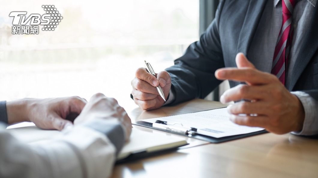 許多網友也提供面試的小技巧給原PO。(示意圖/shutterstock達志影像)