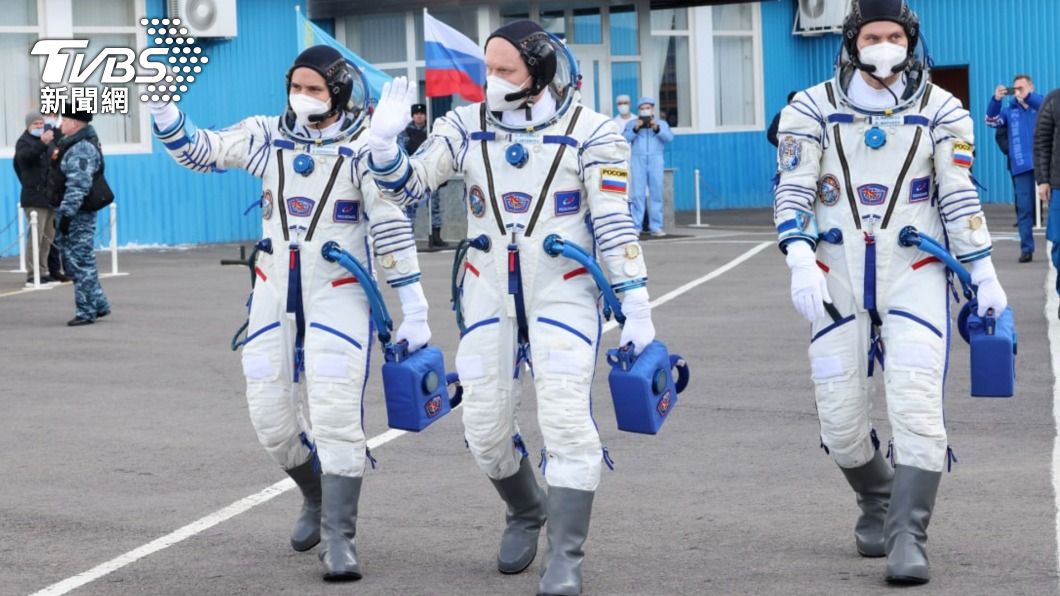 俄羅斯3名太空人18日出發前往國際太空站。(圖/達志影像美聯社)
