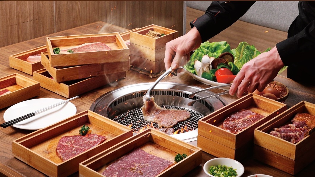 「本格和牛燒肉放題」,首次推出「壽星我最大」慶生活動。(圖/築間餐飲集團提供)