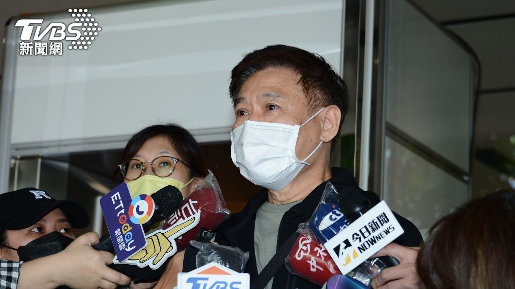 朱陸豪受訪時眼眶泛淚，並向顧寶明喊話「我們會想你」。（圖／許方正攝）