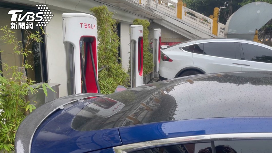 電動車非特斯拉充電樁不用?網揭他牌致命缺點:不在意充電費