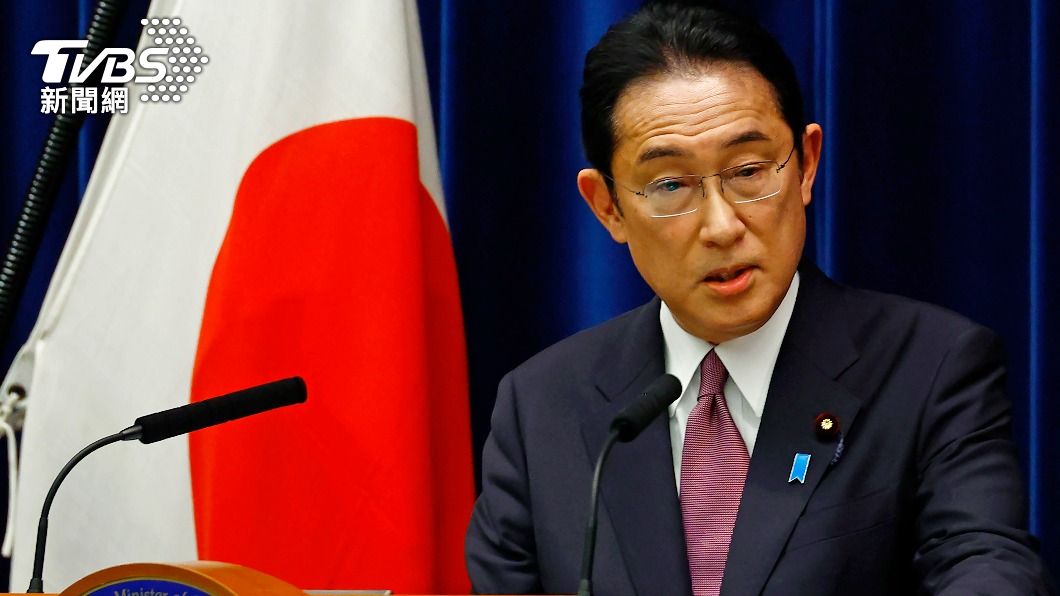 日本岸田首相認為基於「非核三原則」的立場,無法接受「共有核武器」。(圖/達志影像美聯社)