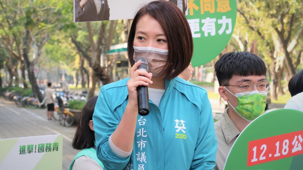 台北市議員簡舒培痛批，台北捷運至今仍沒交代到底發生什麼事。（圖／翻攝自簡舒培 臉書）