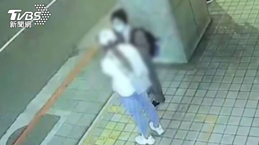 昨(21)日信義區就發生兩起借錢姐事件。(圖/TVBS)