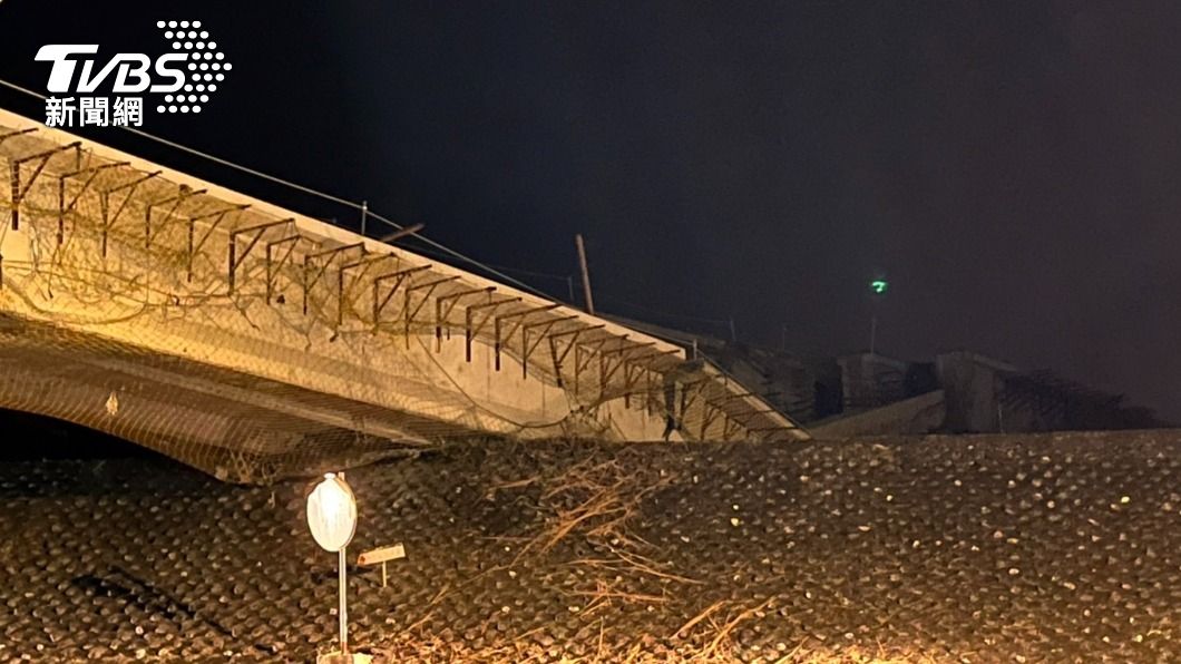 深夜強震!花蓮玉里鎮玉興橋新建橋面震垮