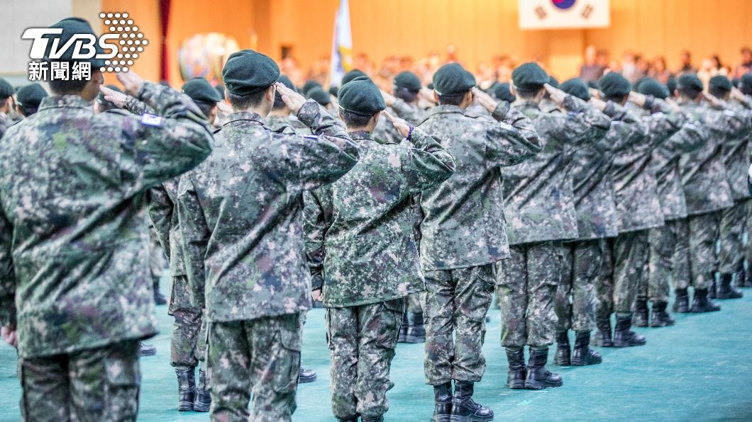 該名男子在休假期間未經許可擅自出境有違軍法。(示意圖/shutterstock達志影像)