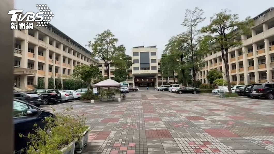 高雄爆增13例 確診高中生42同班師生採檢結果曝光
