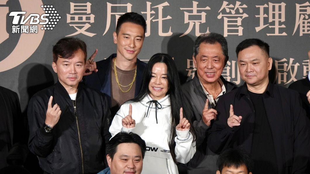 左起孫鵬、王陽明、狄鶯、朱延平、張威縯。（圖／黃城碩攝）