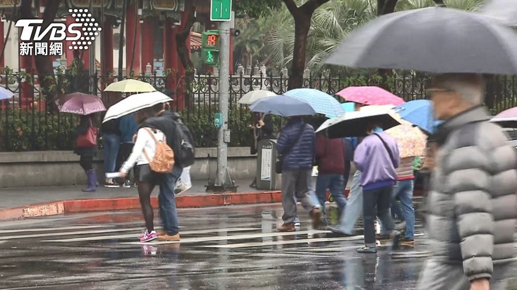 低溫下墜「直逼冷氣團」！放晴後雨恐連炸5日　清明連假天氣曝