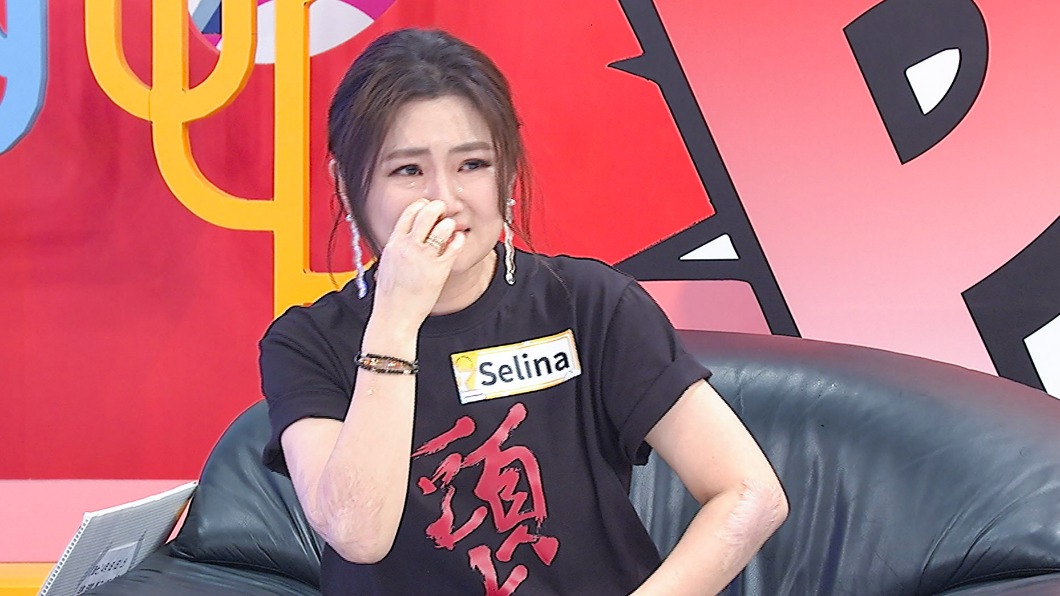 Selina談男友淚灑攝影棚 感性告白「他在我心裡有重量」