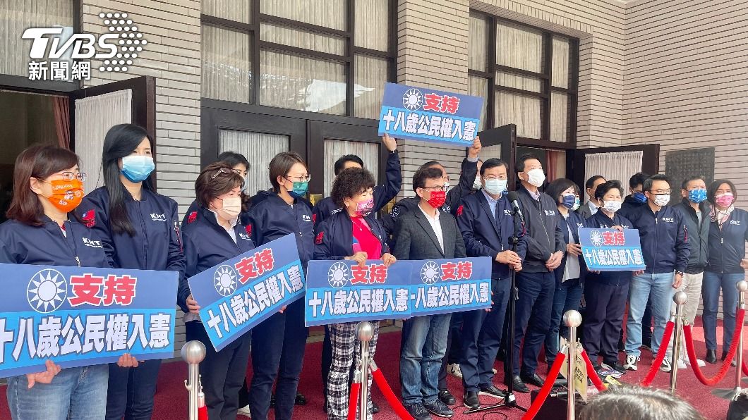 中選會決議18歲公民權修憲複決 綁大選訂於11/26