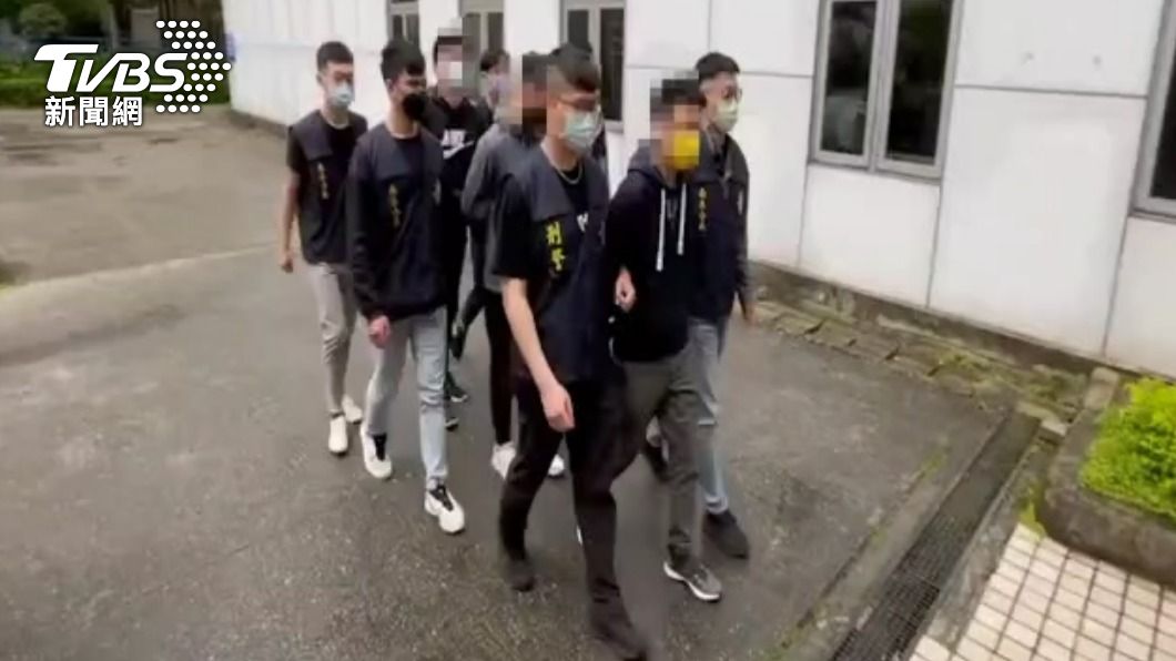 7煞討債200萬 刀棍狂擊1男後丟包醫院 嫌:怕他死掉