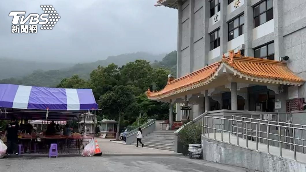 台東縣府表示希望民眾在戶外供桌祭祖避免室內群聚。(圖/台東縣政府)