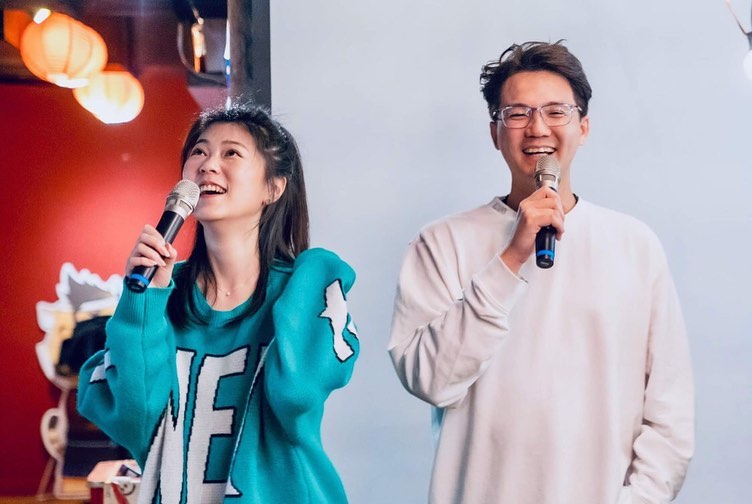 被問及和緋聞男友製作人張三關係,曹雅雯大方回應。(圖/翻攝自曹雅雯臉書)