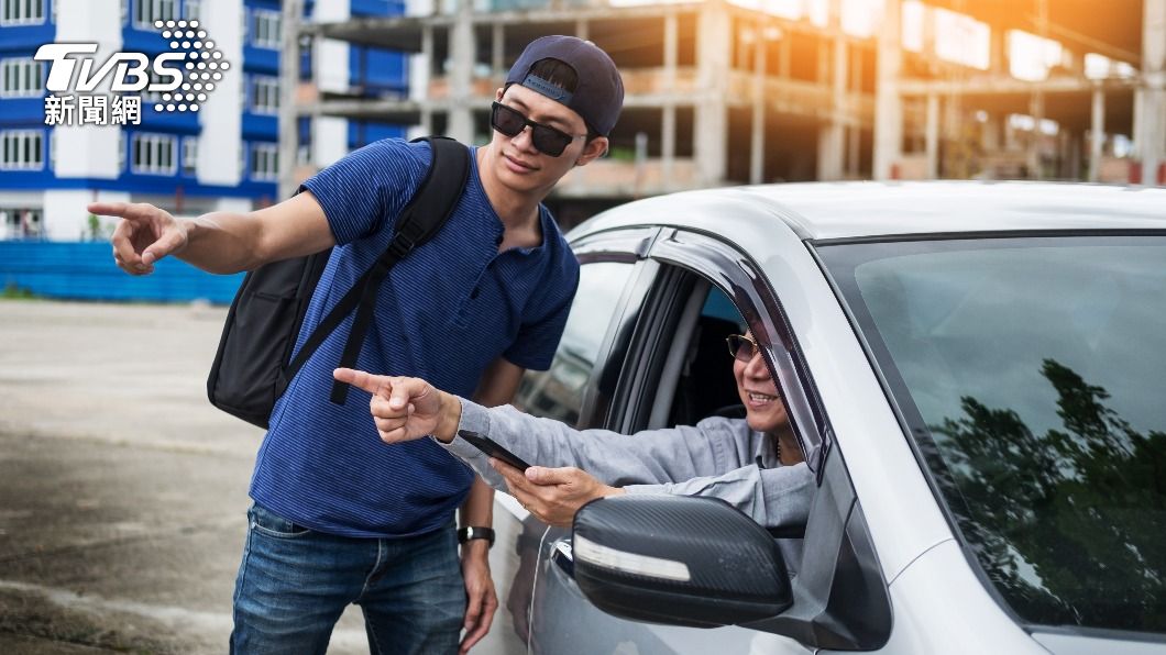 以前開車「必備神物」!他問現在誰有?網嘆:很少用了