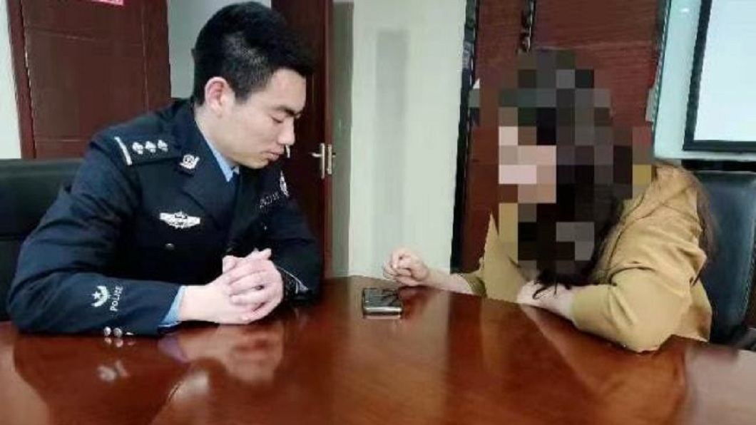 大陸重慶一名女子日前到警局報案。（圖／翻攝自網易新聞）