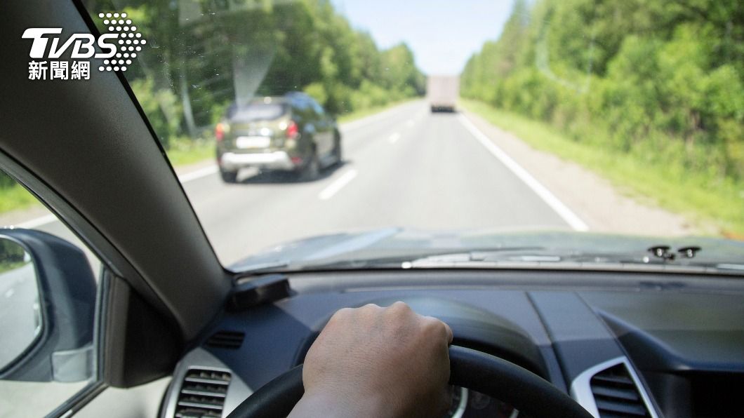 減少違停亂象 立委提案:在禁止臨停處停車民眾可檢舉
