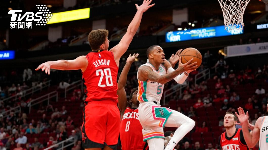 NBA莫瑞飆生涯新高33分 馬刺擊落火箭