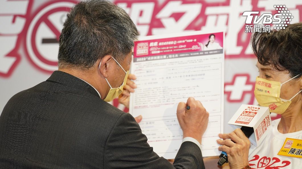 國民黨批評陳時中戒菸是選舉考量。(圖/國健署提供)