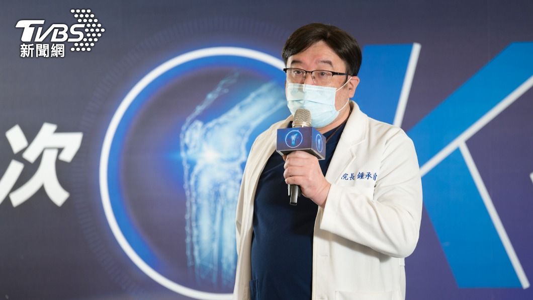 骨科診所院長鍾承翰。(圖/診所提供)
