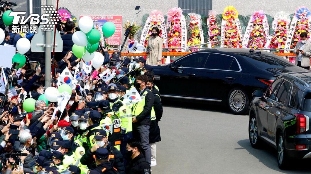 一旦新冠肺炎成為風土病,日後恐怕就很難完全根除。(圖/達志影像美聯社)
