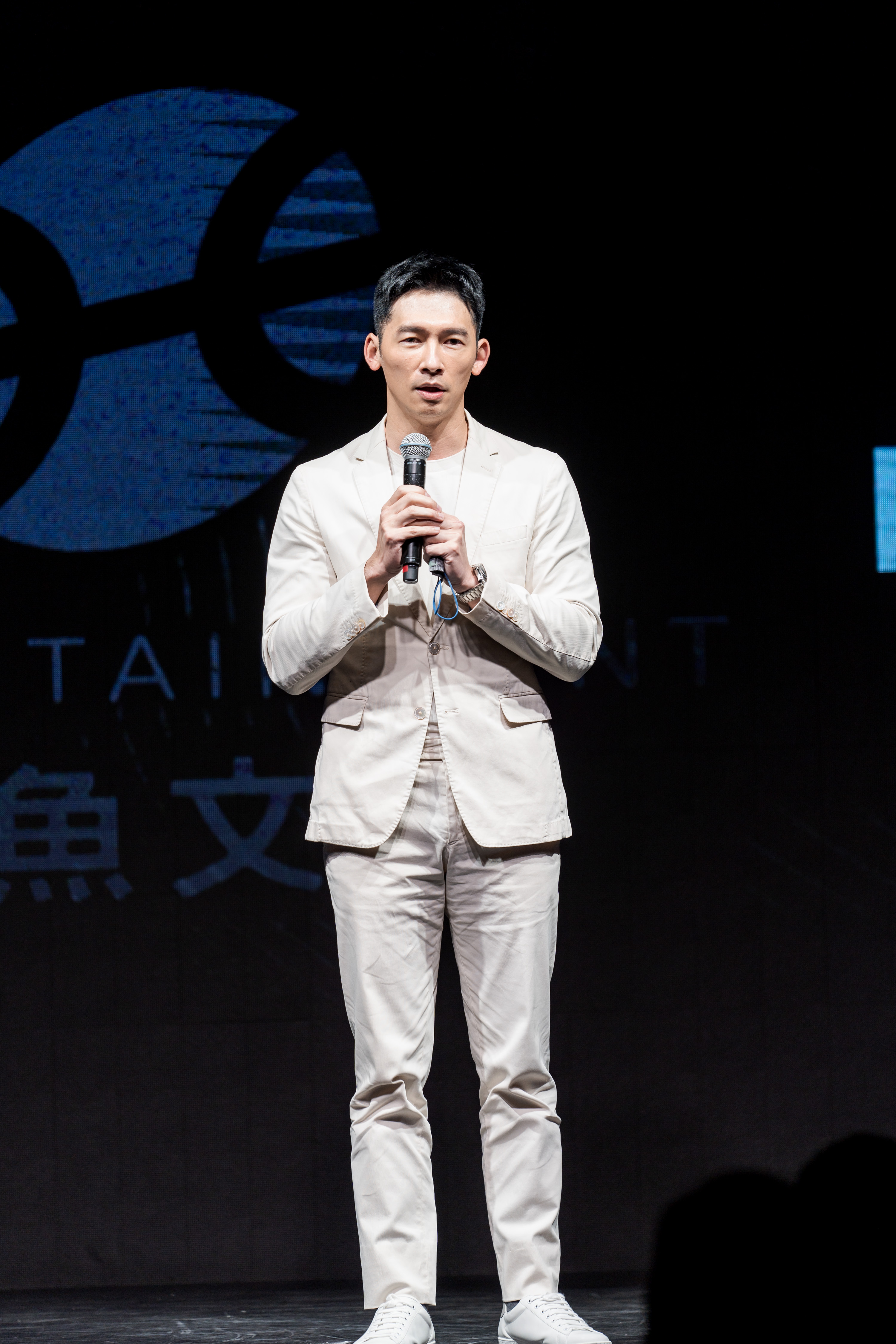 温昇豪擔任六魚文創董事。(圖/合影視提供)