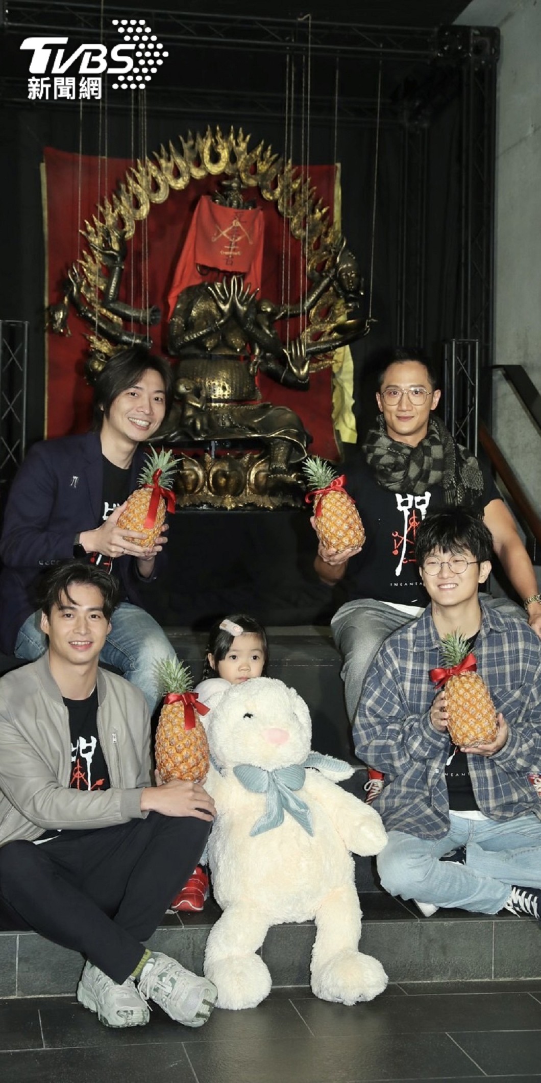 導演柯孟融(左上)對於票房將破億不可置信。(圖/黃城碩攝)