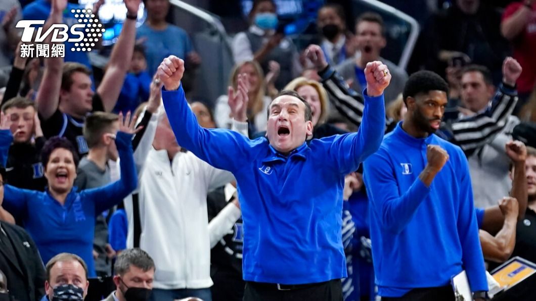 Coach K在NCAA執教生涯例行賽累積1196勝，是NCAA史上最偉大教練之一。（圖／達志影像美聯社）